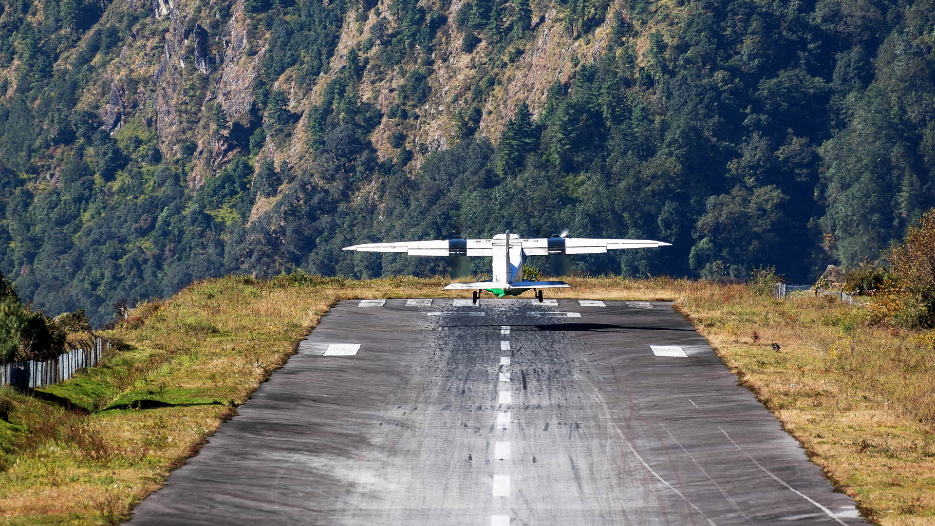 Runway Length: Importance and Factors Influencing It